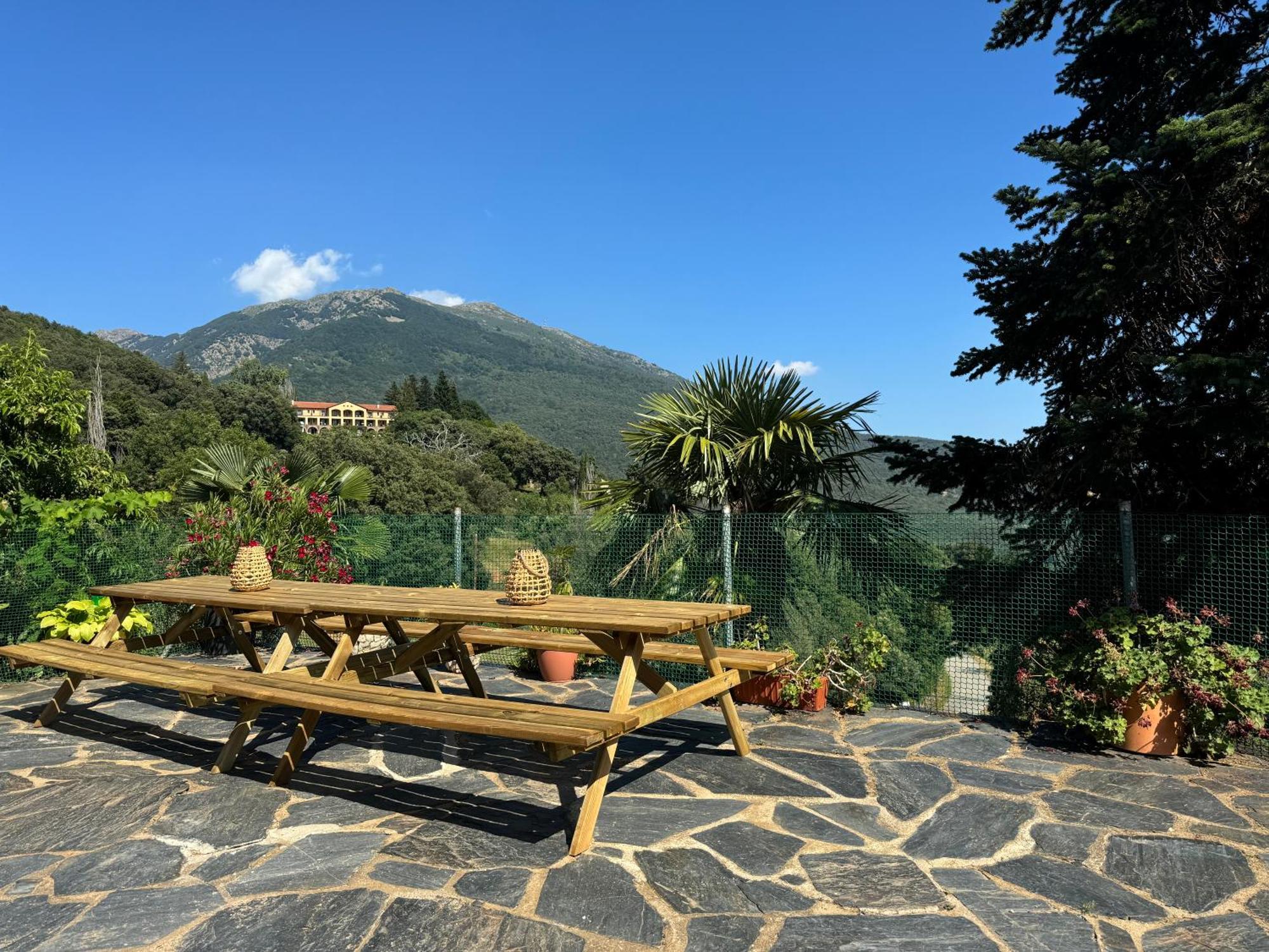 Cal Pages * Montseny